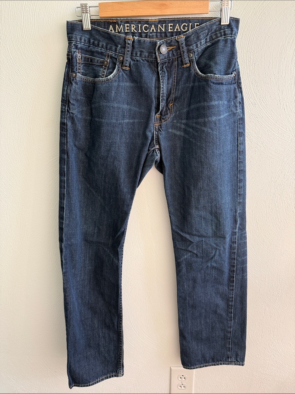 American Eagle Outfitters 28x30 Men's Dark Wash Straight Jeans